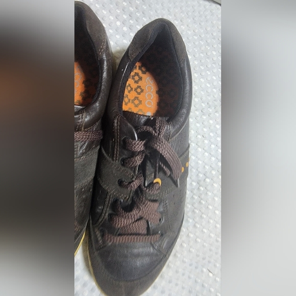 ECCO EUC MENS SIZE 40 eur 7 US BROWN RUB NUB LEATHER SNEAKERS SHOES - Picture 4 of 10